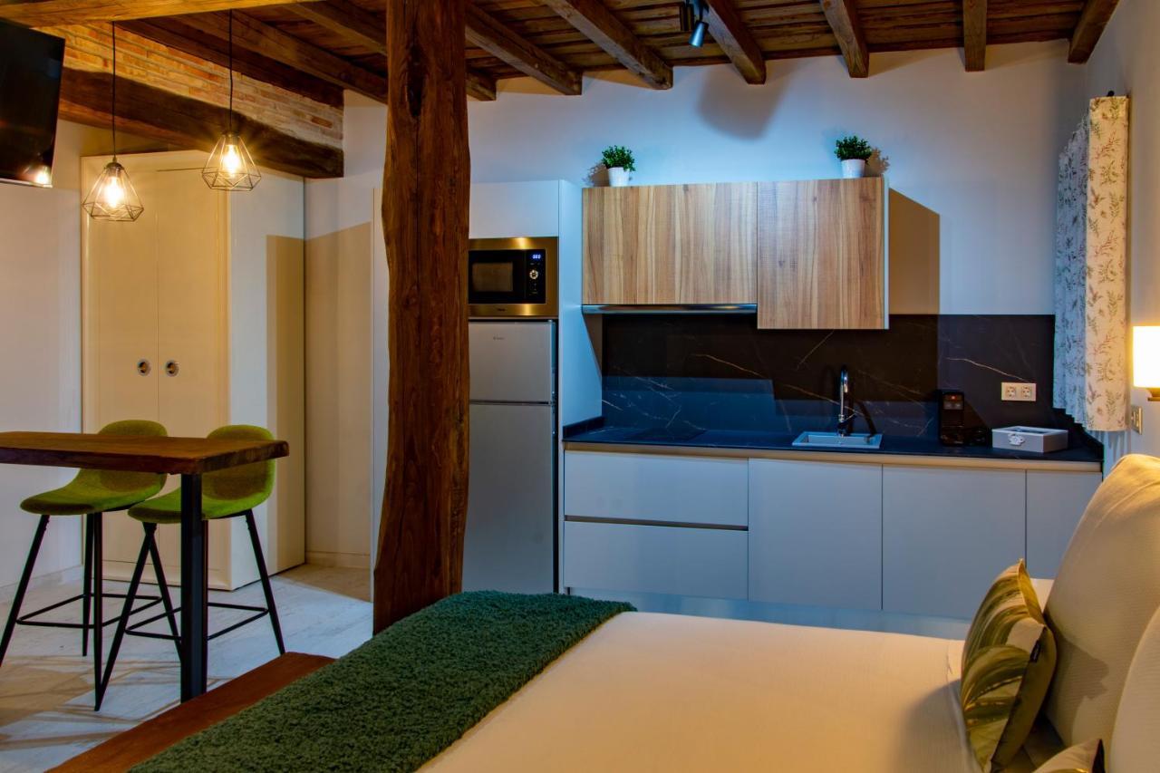 Hervás Apartamentos Cano Las Parras מראה חיצוני תמונה